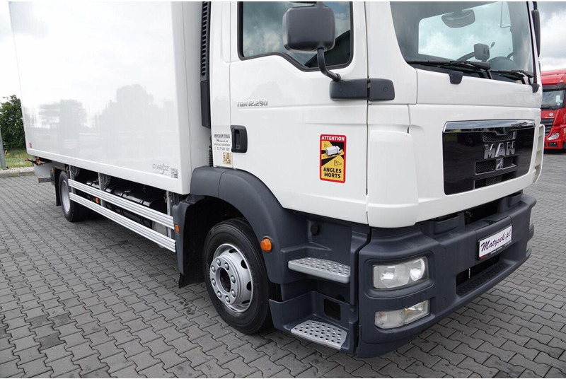 MAN TGM 12.290 / 4x2 / CHŁODNIA 6,5 M / AGREGAT THERMO KING T-600 R - شاحنة الفريزر: صورة 5 MAN TGM 12.290 / 4x2 / CHŁODNIA 6,5 M / AGREGAT THERMO KING T-600 R - شاحنة الفريزر: صورة 5