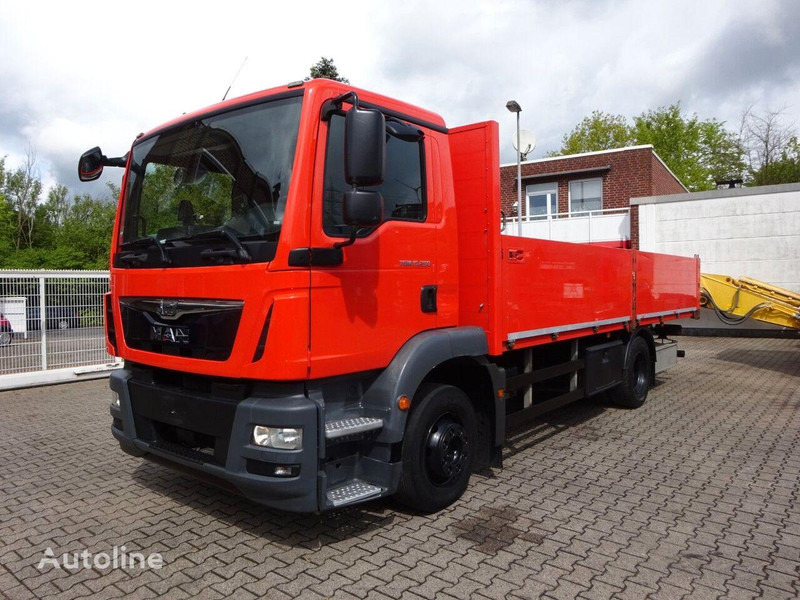 MAN TGM 15.250 Flatbed - شاحنات مسطحة: صورة 1 MAN TGM 15.250 Flatbed - شاحنات مسطحة: صورة 1