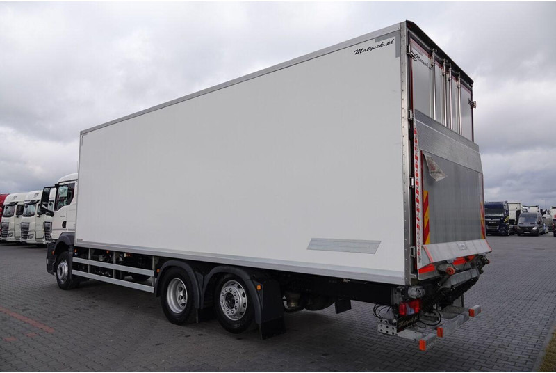 MAN TGS 26.360 / 6x2 / CHŁODNIA -8,2 M / AGREGAT CARRIER SUPRA 850 / - شاحنة الفريزر: صورة 5 MAN TGS 26.360 / 6x2 / CHŁODNIA -8,2 M / AGREGAT CARRIER SUPRA 850 / - شاحنة الفريزر: صورة 5