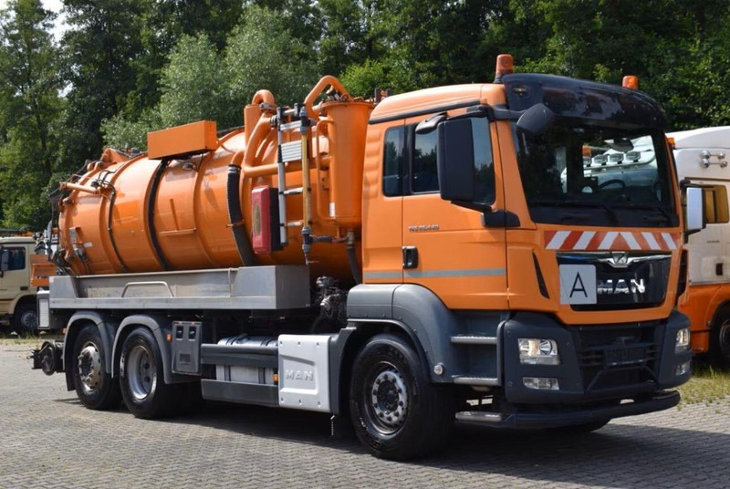MAN TGS 26.440 - Vacuum truck - شاحنة الشفط: صورة 2 MAN TGS 26.440 - Vacuum truck - شاحنة الشفط: صورة 2