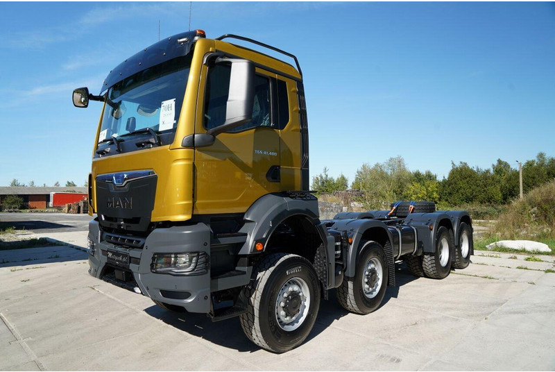 MAN TGS 41.480 / 8X6 / DO ZABUDOWY / FABRYCZNIE NOWY 2025 - شاحنة هيكل كابينة: صورة 3 MAN TGS 41.480 / 8X6 / DO ZABUDOWY / FABRYCZNIE NOWY 2025 - شاحنة هيكل كابينة: صورة 3