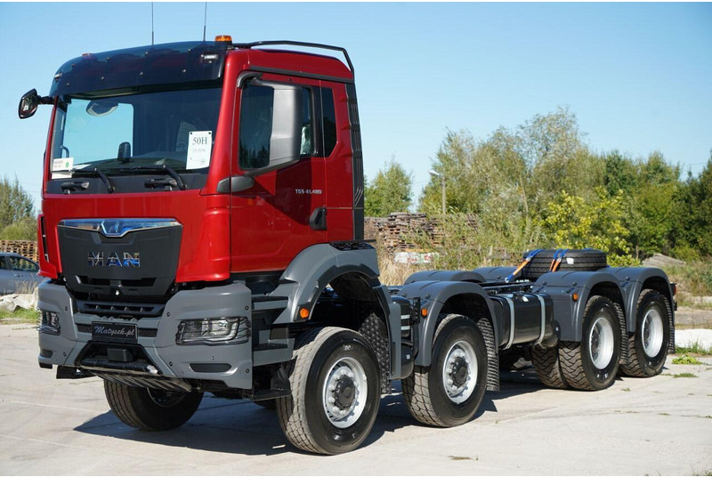 MAN TGS 41.480 / 8X8 / DO ZABUDOWY / FABRYCZNIE NOWY 2025 - شاحنة هيكل كابينة: صورة 1 MAN TGS 41.480 / 8X8 / DO ZABUDOWY / FABRYCZNIE NOWY 2025 - شاحنة هيكل كابينة: صورة 1