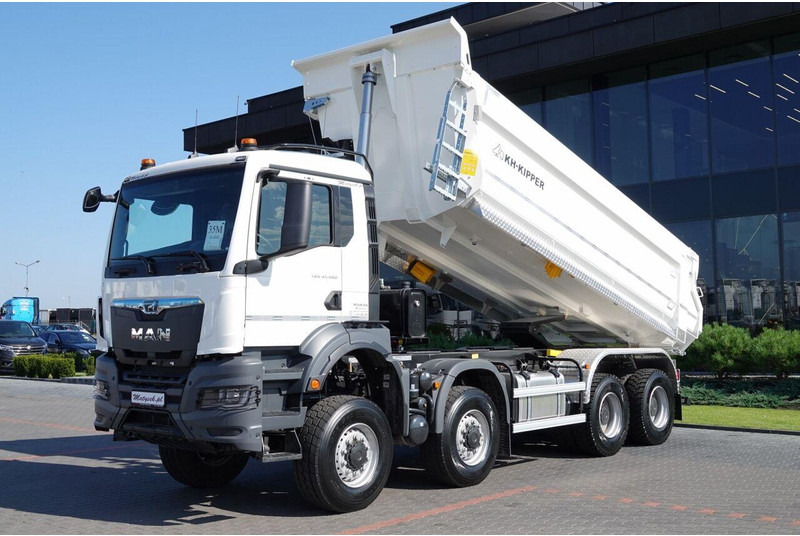 MAN TGS 41.480 / 8x8 / WYWROTKA TYLNOZSYP / MANUAL / FABRYCZNIE NOWY - شاحنة قلاب: صورة 4 MAN TGS 41.480 / 8x8 / WYWROTKA TYLNOZSYP / MANUAL / FABRYCZNIE NOWY - شاحنة قلاب: صورة 4
