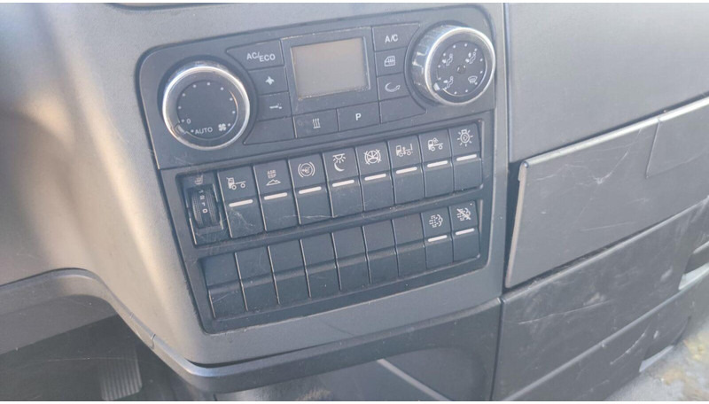 MAN TGX 18.265 Lowdeck - MEGA - وحدة جر: صورة 5 MAN TGX 18.265 Lowdeck - MEGA - وحدة جر: صورة 5