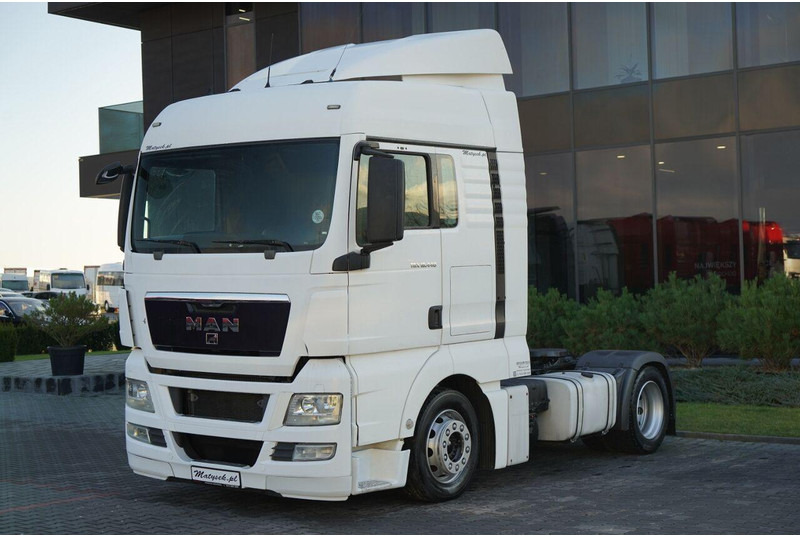 MAN TGX 18.440 / XLX / MEGA / MANUAL / LOW DECK - وحدة جر: صورة 4 MAN TGX 18.440 / XLX / MEGA / MANUAL / LOW DECK - وحدة جر: صورة 4