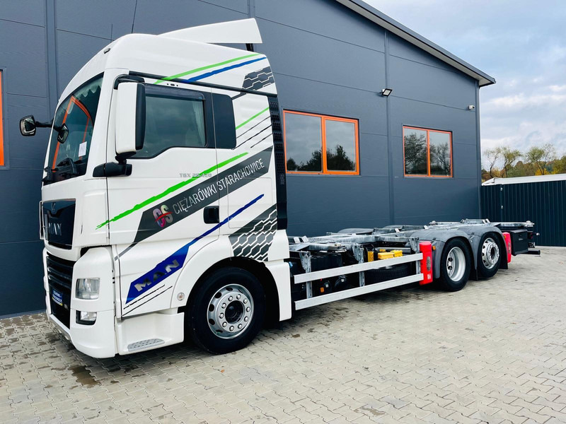 MAN TGX 26.420 - شاحنة هيكل كابينة: صورة 2 MAN TGX 26.420 - شاحنة هيكل كابينة: صورة 2