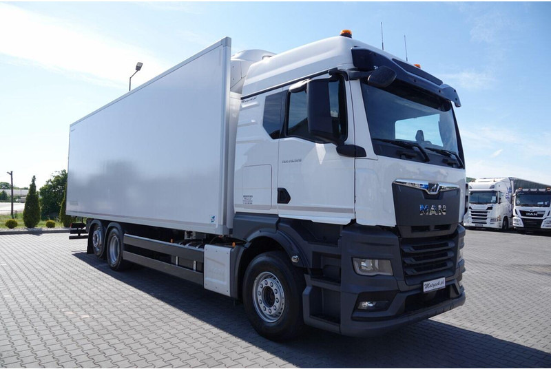 MAN TGX 26.520 / 6x2 / CHŁODNIA -8,6 M / AGREGAT THERMO KING T-1000R - شاحنة الفريزر: صورة 3 MAN TGX 26.520 / 6x2 / CHŁODNIA -8,6 M / AGREGAT THERMO KING T-1000R - شاحنة الفريزر: صورة 3