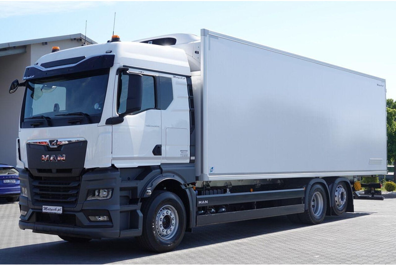 MAN TGX 26.520 / 6x2 / CHŁODNIA -8,6 M / AGREGAT THERMO KING T-1000R - شاحنة الفريزر: صورة 4 MAN TGX 26.520 / 6x2 / CHŁODNIA -8,6 M / AGREGAT THERMO KING T-1000R - شاحنة الفريزر: صورة 4