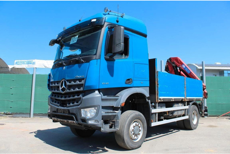 Mercedes-Benz 1848 4x4 Crane HMF 1820 - شاحنات مسطحة, شاحنة كرين: صورة 1 Mercedes-Benz 1848 4x4 Crane HMF 1820 - شاحنات مسطحة, شاحنة كرين: صورة 1