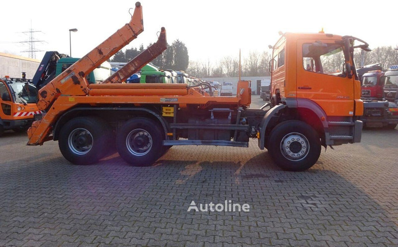 شاحنة نقل المخلفات Mercedes-Benz 2633 Axor - Skip loader: صورة 9