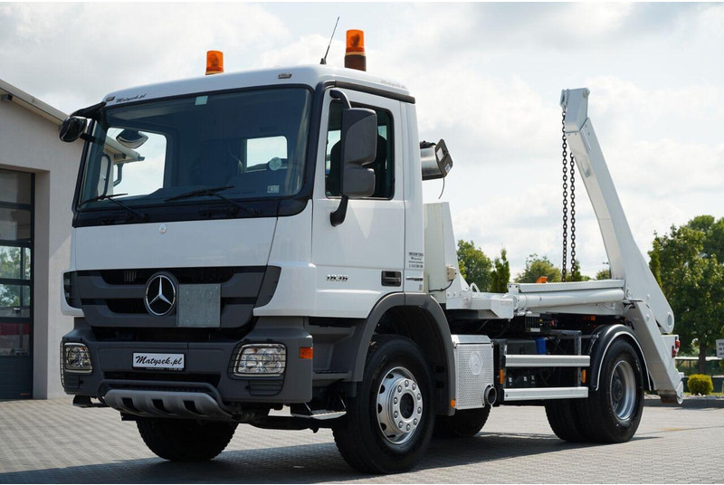 Mercedes-Benz ACTROS 1836 / 4X2 / BRAMOWIEC / PALFINGER M12T / EURO 6 / SPROW - شاحنة نقل المخلفات: صورة 1 Mercedes-Benz ACTROS 1836 / 4X2 / BRAMOWIEC / PALFINGER M12T / EURO 6 / SPROW - شاحنة نقل المخلفات: صورة 1
