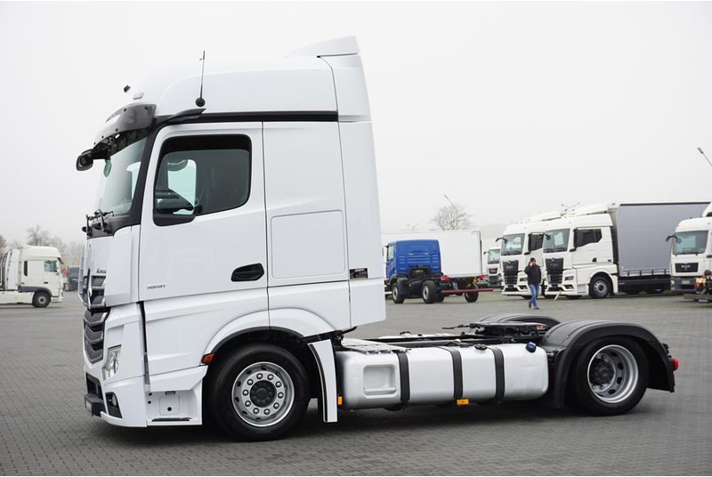 Mercedes-Benz ACTROS / 1851 / E 6 / MP 5 / ACC / MEGA / LOW DECK / RETARDER / - وحدة جر: صورة 3 Mercedes-Benz ACTROS / 1851 / E 6 / MP 5 / ACC / MEGA / LOW DECK / RETARDER / - وحدة جر: صورة 3