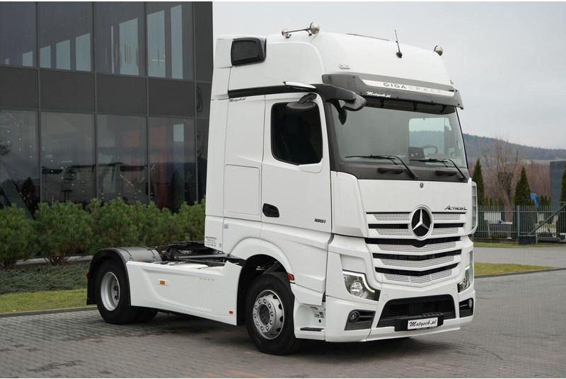Mercedes-Benz ACTROS 1851 / RETARDER / GIGA SPACE / EURO 6 / SPROWADZONY - وحدة جر: صورة 2 Mercedes-Benz ACTROS 1851 / RETARDER / GIGA SPACE / EURO 6 / SPROWADZONY - وحدة جر: صورة 2