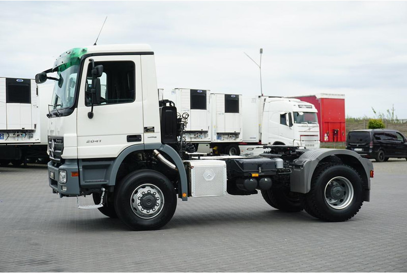 Mercedes-Benz ACTROS / 2041 / 4 X 4 / ALLARD / HYDRAULIKA - وحدة جر: صورة 3 Mercedes-Benz ACTROS / 2041 / 4 X 4 / ALLARD / HYDRAULIKA - وحدة جر: صورة 3