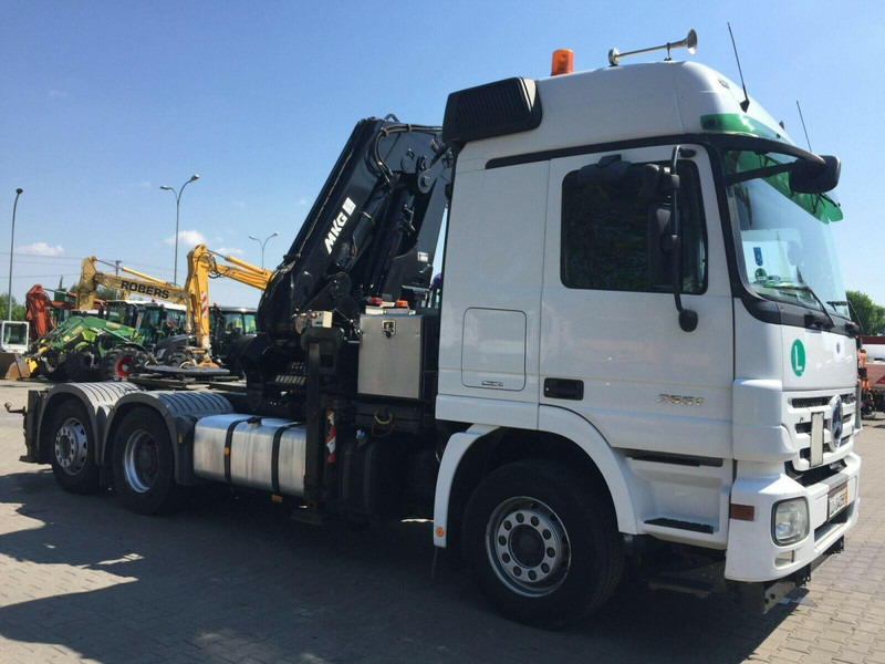 Mercedes-Benz ACTROS 2551 - وحدة جر: صورة 2 Mercedes-Benz ACTROS 2551 - وحدة جر: صورة 2