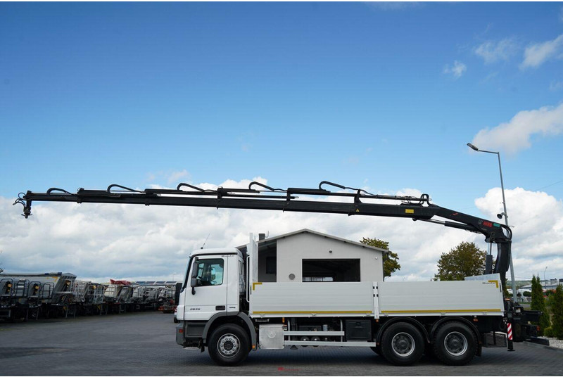 Mercedes-Benz ACTROS 2636 / 6x4 / SKRZYNIOWY 6,5 M + HDS HIAB / MOCNA PODŁOGA - شاحنات مسطحة, شاحنة كرين: صورة 3 Mercedes-Benz ACTROS 2636 / 6x4 / SKRZYNIOWY 6,5 M + HDS HIAB / MOCNA PODŁOGA - شاحنات مسطحة, شاحنة كرين: صورة 3