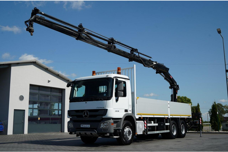 Mercedes-Benz ACTROS 2636 / 6x4 / SKRZYNIOWY 7 M + HDS HIAB -  WYSÓW 12,6 M / - شاحنات مسطحة, شاحنة كرين: صورة 1 Mercedes-Benz ACTROS 2636 / 6x4 / SKRZYNIOWY 7 M + HDS HIAB -  WYSÓW 12,6 M / - شاحنات مسطحة, شاحنة كرين: صورة 1