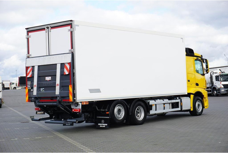 Mercedes-Benz ACTROS / 2853 / ACC / E 6 / MP 5 / CHŁODNIA + WINDA / 18 PALET / - شاحنة الفريزر: صورة 5 Mercedes-Benz ACTROS / 2853 / ACC / E 6 / MP 5 / CHŁODNIA + WINDA / 18 PALET / - شاحنة الفريزر: صورة 5
