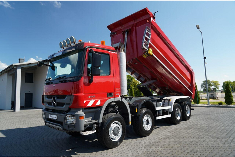 Mercedes-Benz ACTROS 4141 / 8X6 / WYWROTKA TYLNOZSYPOWA / MEILLER KIPPER 5.3M - شاحنة قلاب: صورة 2 Mercedes-Benz ACTROS 4141 / 8X6 / WYWROTKA TYLNOZSYPOWA / MEILLER KIPPER 5.3M - شاحنة قلاب: صورة 2