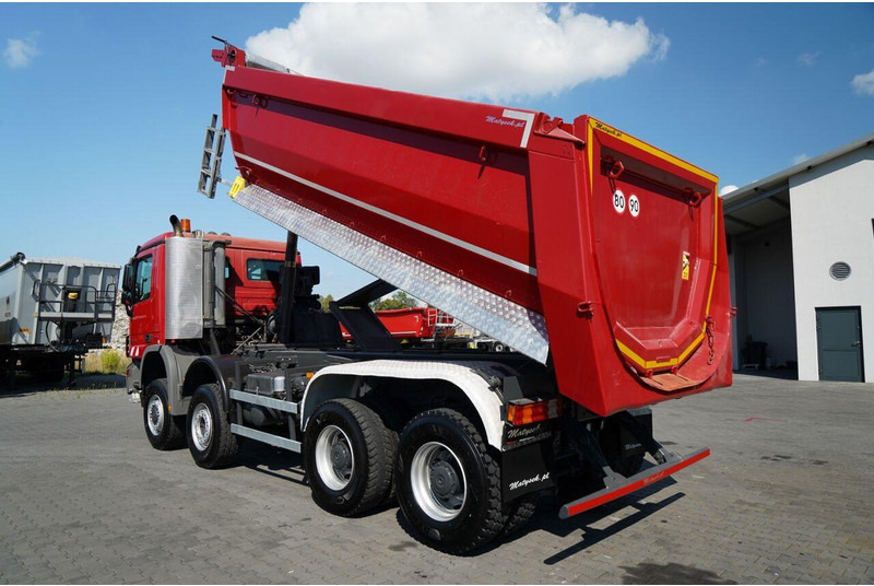 Mercedes-Benz ACTROS 4141 / 8X6 / WYWROTKA TYLNOZSYPOWA / MEILLER KIPPER 5.3M - شاحنة قلاب: صورة 5 Mercedes-Benz ACTROS 4141 / 8X6 / WYWROTKA TYLNOZSYPOWA / MEILLER KIPPER 5.3M - شاحنة قلاب: صورة 5