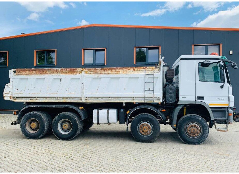 شاحنة قلاب Mercedes-Benz ACTROS 4144 8x8 Tipper: صورة 6 شاحنة قلاب Mercedes-Benz ACTROS 4144 8x8 Tipper: صورة 6