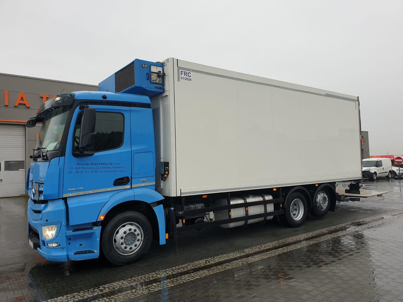 Mercedes-Benz ANTOS 2540 REFRIGERATOR + LIFT + SIDE DOOR - شاحنة الفريزر: صورة 2 Mercedes-Benz ANTOS 2540 REFRIGERATOR + LIFT + SIDE DOOR - شاحنة الفريزر: صورة 2