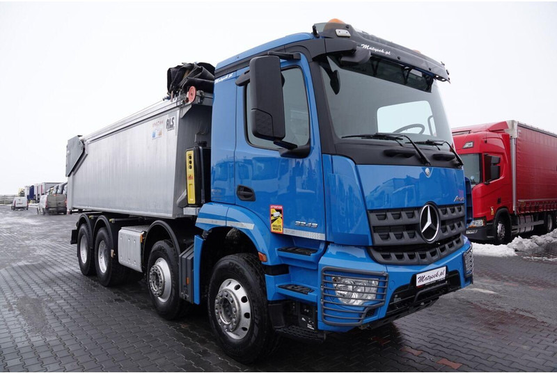 شاحنة قلاب Mercedes-Benz AROCS 3243 / 8x4 / WYWROTKA 20m3 / TYLNOZSYP / EURO 6 / OPONY 10: صورة 16