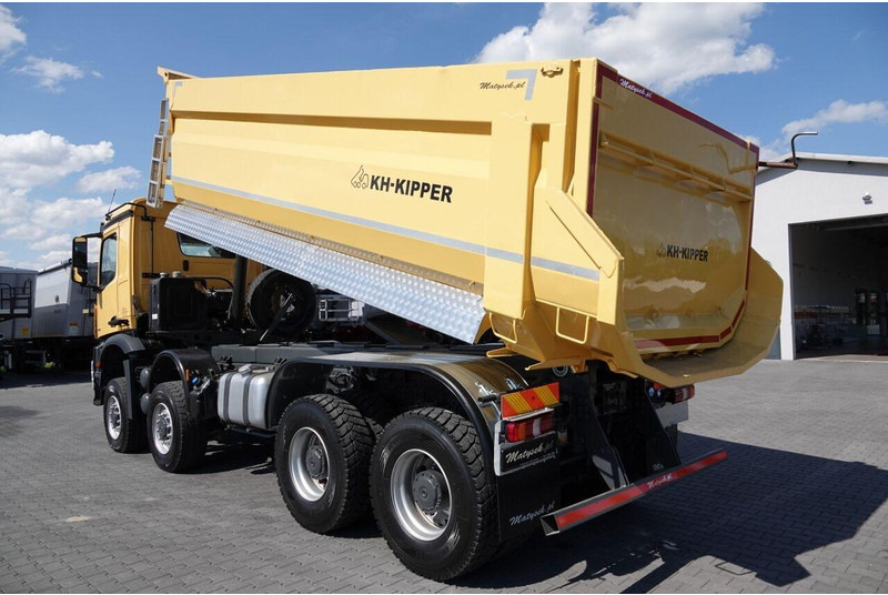 Mercedes-Benz AROCS 4145 / 8x8 / WYWROTKA TYLNOZSYPOWA / KH KIPPER / EURO 6 - شاحنة قلاب: صورة 5 Mercedes-Benz AROCS 4145 / 8x8 / WYWROTKA TYLNOZSYPOWA / KH KIPPER / EURO 6 - شاحنة قلاب: صورة 5