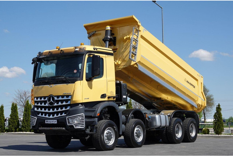 Mercedes-Benz AROCS 4145 / 8x8 / WYWROTKA TYLNOZSYPOWA / KH KIPPER / EURO 6 - شاحنة قلاب: صورة 1 Mercedes-Benz AROCS 4145 / 8x8 / WYWROTKA TYLNOZSYPOWA / KH KIPPER / EURO 6 - شاحنة قلاب: صورة 1