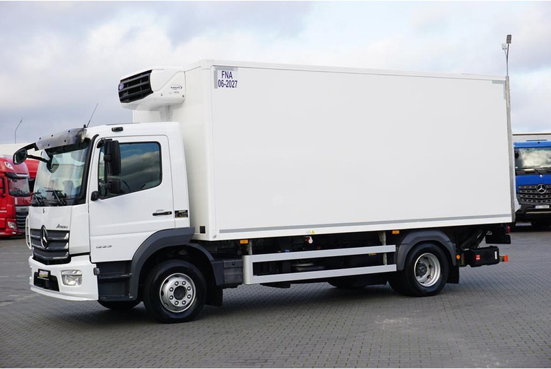 Mercedes-Benz ATEGO / 1223 / ACC / EURO 6 / CHŁODNIA + WINDA / MULTITEMPERATUR - شاحنة الفريزر: صورة 4 Mercedes-Benz ATEGO / 1223 / ACC / EURO 6 / CHŁODNIA + WINDA / MULTITEMPERATUR - شاحنة الفريزر: صورة 4
