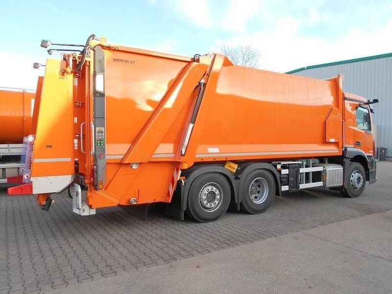 Mercedes-Benz Actros 2536 - Garbage truck - شاحنة النفايات: صورة 3 Mercedes-Benz Actros 2536 - Garbage truck - شاحنة النفايات: صورة 3