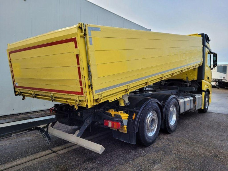 Mercedes-Benz Actros 2551 - شاحنة قلاب: صورة 4 Mercedes-Benz Actros 2551 - شاحنة قلاب: صورة 4