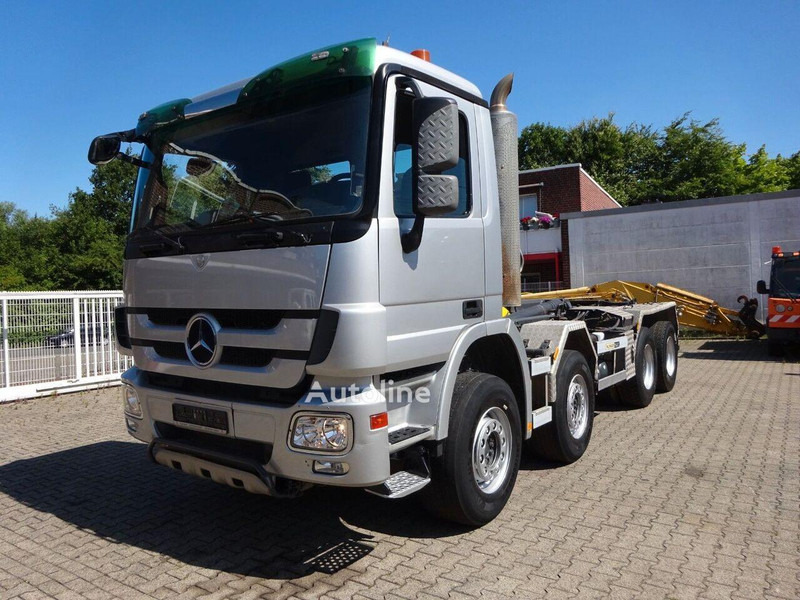 Mercedes-Benz Actros 3244 - Hook lift truck 8x4 - شاحنة ذات خطاف, شاحنة كرين: صورة 1 Mercedes-Benz Actros 3244 - Hook lift truck 8x4 - شاحنة ذات خطاف, شاحنة كرين: صورة 1