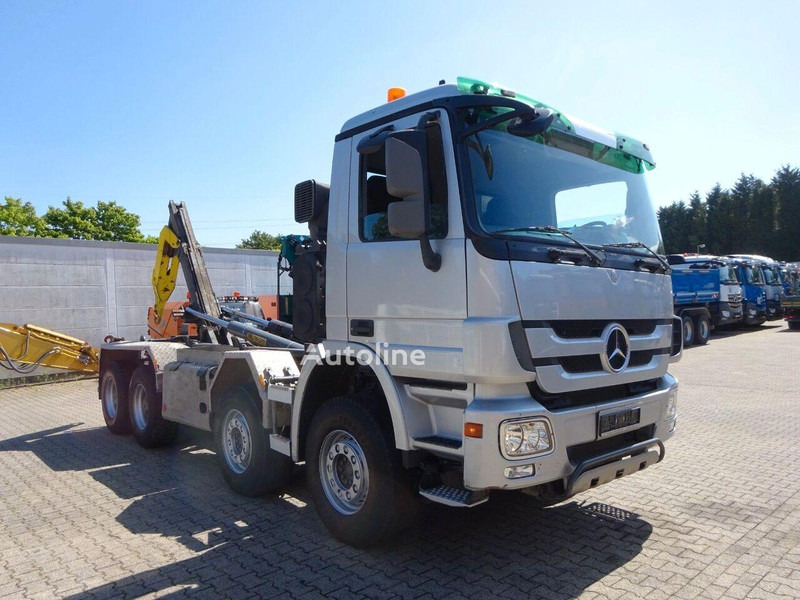 Mercedes-Benz Actros 3244 - Hook lift truck 8x4 - شاحنة ذات خطاف, شاحنة كرين: صورة 2 Mercedes-Benz Actros 3244 - Hook lift truck 8x4 - شاحنة ذات خطاف, شاحنة كرين: صورة 2