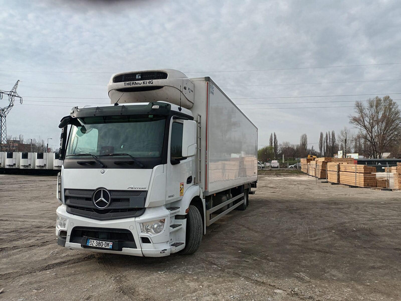 Mercedes-Benz Antos 1830 - TK T-1200R + ATP 8.7meter - شاحنة الفريزر: صورة 2 Mercedes-Benz Antos 1830 - TK T-1200R + ATP 8.7meter - شاحنة الفريزر: صورة 2