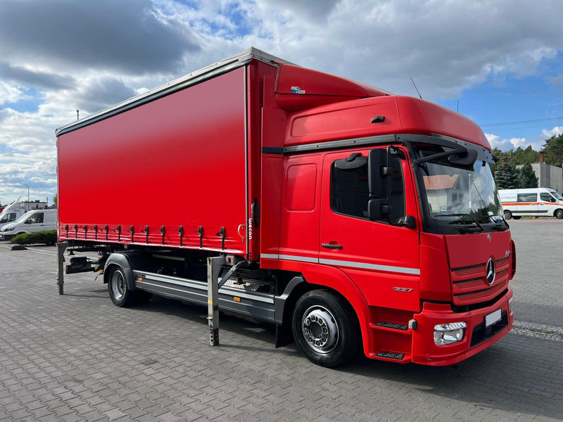 Mercedes-Benz Atego 1227 CURTAIN PLANE BDF SWAP CHASSIS WECHSELFAHRGESTELL - شاحنة ستارة: صورة 5 Mercedes-Benz Atego 1227 CURTAIN PLANE BDF SWAP CHASSIS WECHSELFAHRGESTELL - شاحنة ستارة: صورة 5