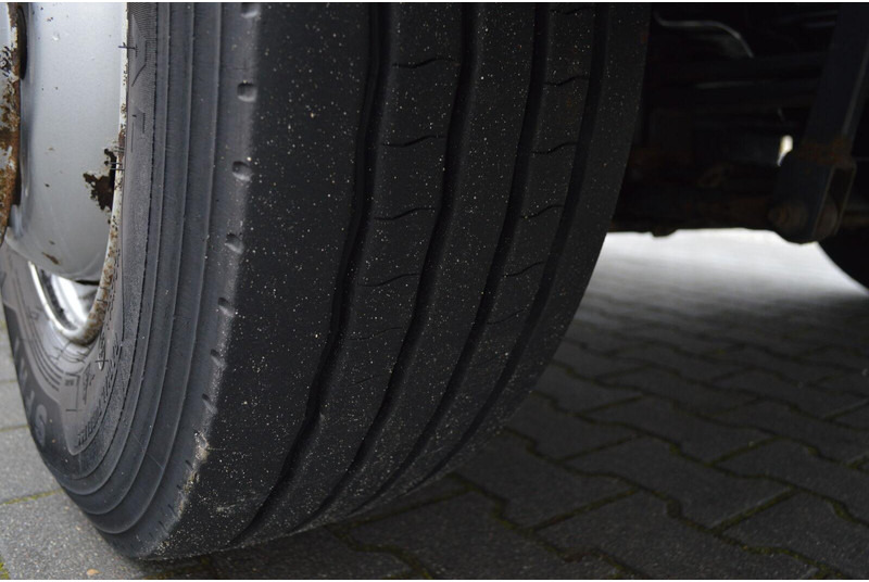 شاحنة مقفلة Mercedes-Benz Atego 1230: صورة 6
