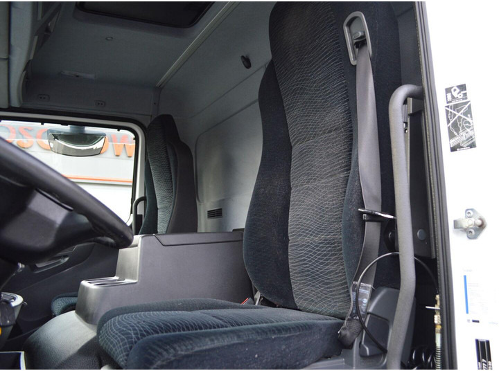 شاحنة مقفلة Mercedes-Benz Atego 1230: صورة 12