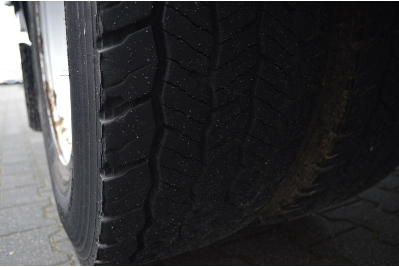 شاحنة مقفلة Mercedes-Benz Atego 1230: صورة 7
