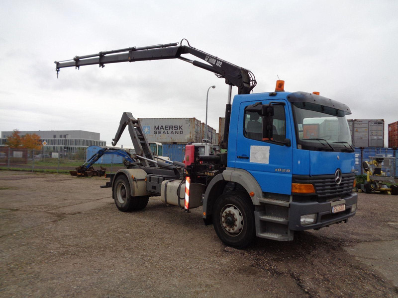 Mercedes-Benz Atego 1828 Hook lift truck + Crane Hiab 102 - شاحنة ذات خطاف, شاحنة كرين: صورة 3 Mercedes-Benz Atego 1828 Hook lift truck + Crane Hiab 102 - شاحنة ذات خطاف, شاحنة كرين: صورة 3