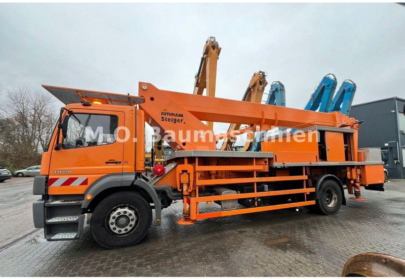 شاحنة, شاحنة كرين Mercedes-Benz Atego 1928: صورة 7 شاحنة, شاحنة كرين Mercedes-Benz Atego 1928: صورة 7