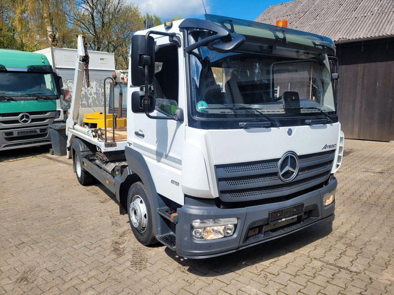 Mercedes-Benz Atego 818 Skip loader - شاحنة نقل المخلفات: صورة 2 Mercedes-Benz Atego 818 Skip loader - شاحنة نقل المخلفات: صورة 2