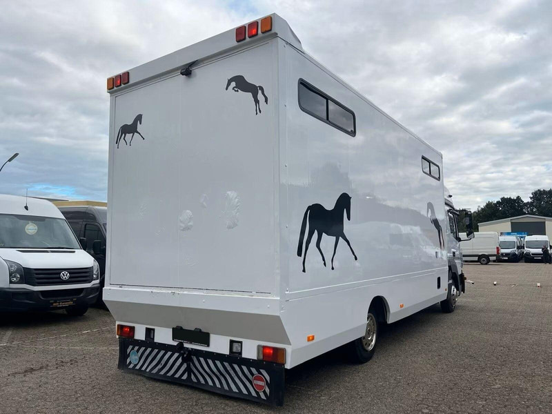 Mercedes-Benz Atego 823 - Horse transporter - شاحنة نقل خيل: صورة 3 Mercedes-Benz Atego 823 - Horse transporter - شاحنة نقل خيل: صورة 3