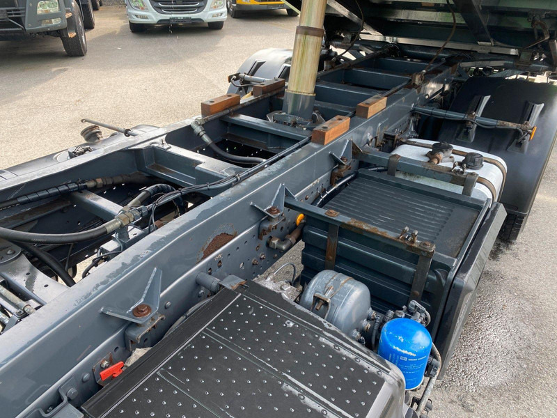 Mercedes-Benz Axor 1829 Tipper Mercedes-Benz Axor 1829 Tipper: صورة 15