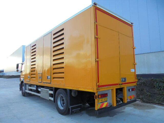 Mercedes-Benz Axor 1829 - Vacuum truck - شاحنة الشفط: صورة 5 Mercedes-Benz Axor 1829 - Vacuum truck - شاحنة الشفط: صورة 5