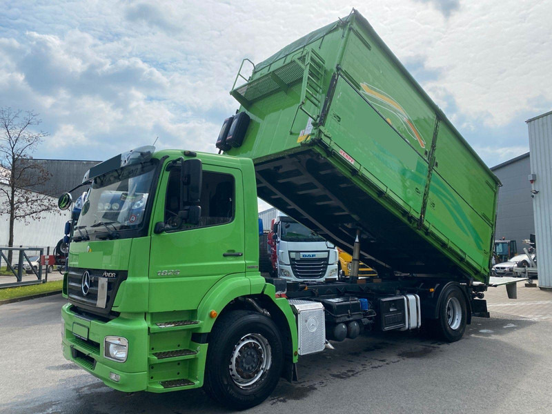 Mercedes-Benz Axor 1829 - شاحنة قلاب: صورة 1 Mercedes-Benz Axor 1829 - شاحنة قلاب: صورة 1