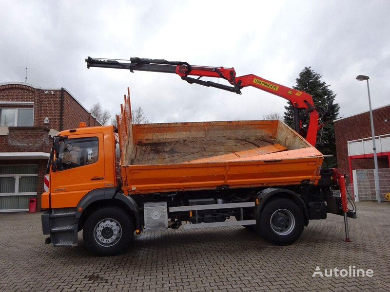 Mercedes-Benz Axor 1833 - 2 way tipper+crane - شاحنة قلاب, شاحنة كرين: صورة 4 Mercedes-Benz Axor 1833 - 2 way tipper+crane - شاحنة قلاب, شاحنة كرين: صورة 4