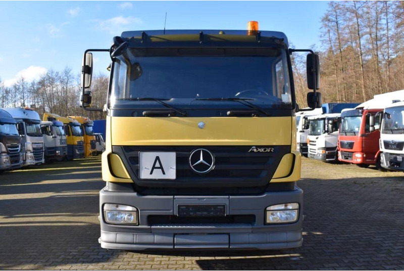 Mercedes-Benz Axor 2533 - Vacuum truck - شاحنة الشفط: صورة 5 Mercedes-Benz Axor 2533 - Vacuum truck - شاحنة الشفط: صورة 5