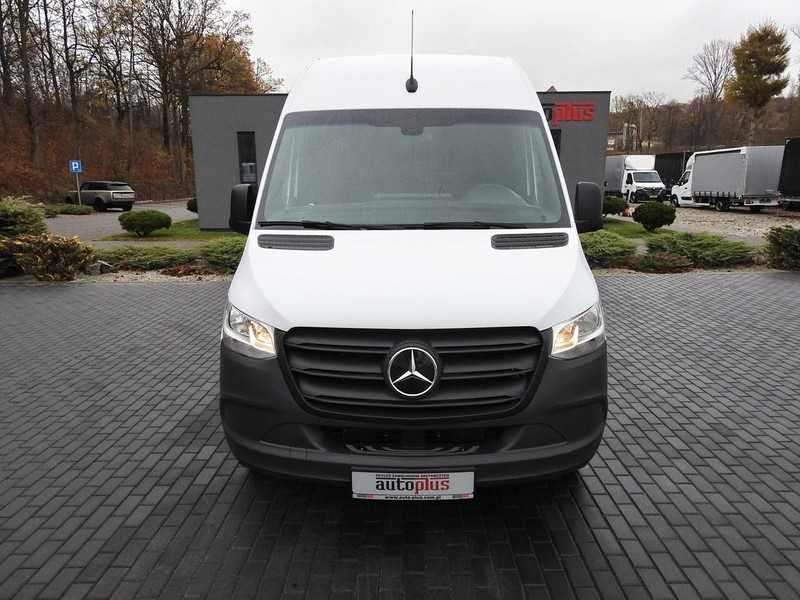 Mercedes-Benz ESPRINTER NOWY ELEKTRYCZNY FURGON AUTOMAT  GWARANCJA  95KM [ 607 - شاحنة مغلقة الصندوق, فان كهربائية: صورة 5 Mercedes-Benz ESPRINTER NOWY ELEKTRYCZNY FURGON AUTOMAT  GWARANCJA  95KM [ 607 - شاحنة مغلقة الصندوق, فان كهربائية: صورة 5