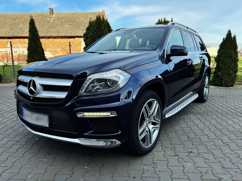 Mercedes-Benz GL-Klasse 350 BlueTec 4-Matic Salon PL, Bezwypadkowy - سيارة دفع رباعي: صورة 1 Mercedes-Benz GL-Klasse 350 BlueTec 4-Matic Salon PL, Bezwypadkowy - سيارة دفع رباعي: صورة 1